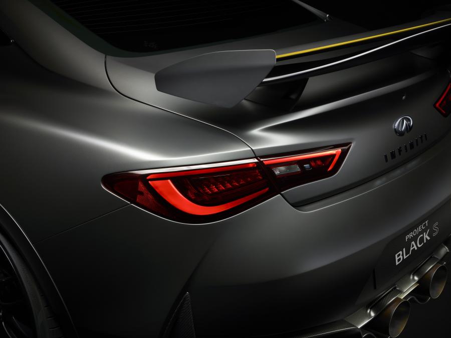Детали экстерьера Infiniti Q60 Project Black S 2017 года  (фото 7 из 41)